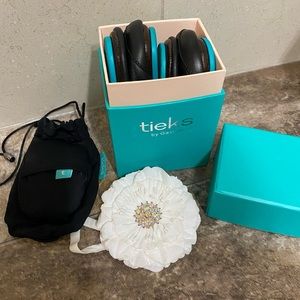 🩵 Tieks Ballet Flat in Black - Size 6 🖤